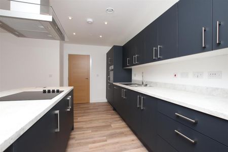 2 bedroom flat to rent - Photo 4