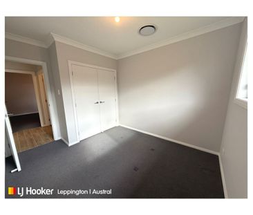 Modern Family Living in a Sought-After Austral Location - Photo 4