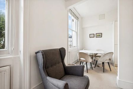 1 bedroom flat in Little Venice - Photo 2