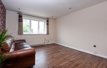 Parsons Mead, Croydon - Photo 2