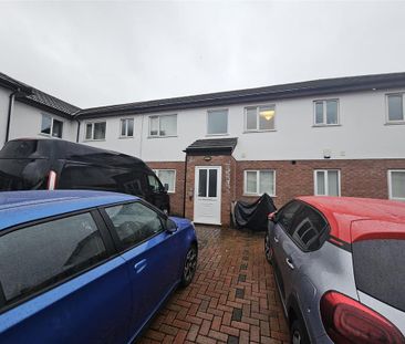 2 bedroom flat to rent - Photo 6