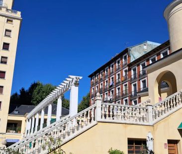 1-bedroom apartment for rent in Embajadores - Foto 6