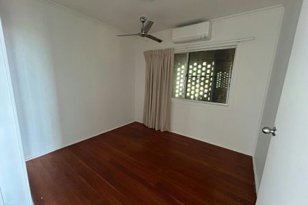 232 Goondoon Street - Photo 4