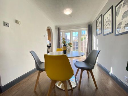 3 bedroom terraced house to rent - Photo 4