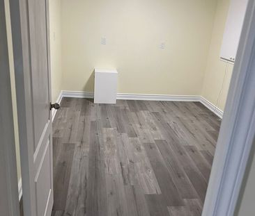 For Lease - 10 Sandmere Avenue, Brampton, Ontario - Photo 3