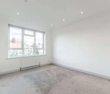 St Barnabas Road, Woodford Green, Woodford, IG8 - Photo 5