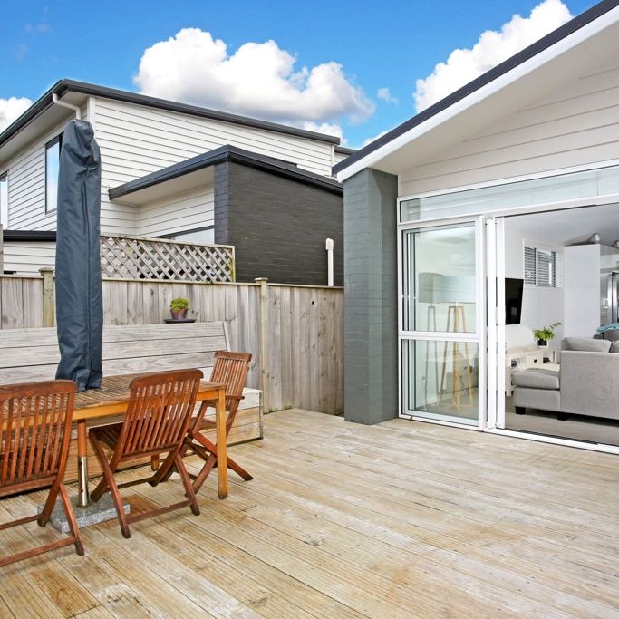 Pretty in Park Chester - Photo 1