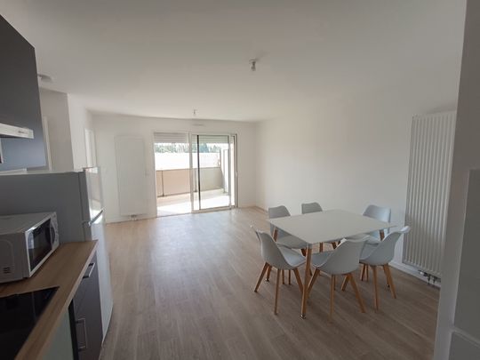 A LOUER - APPT. TYPE 3 MEUBLE NEUF - Photo 1