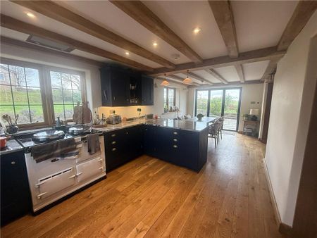 3 bedroom detached house to rent - Photo 3