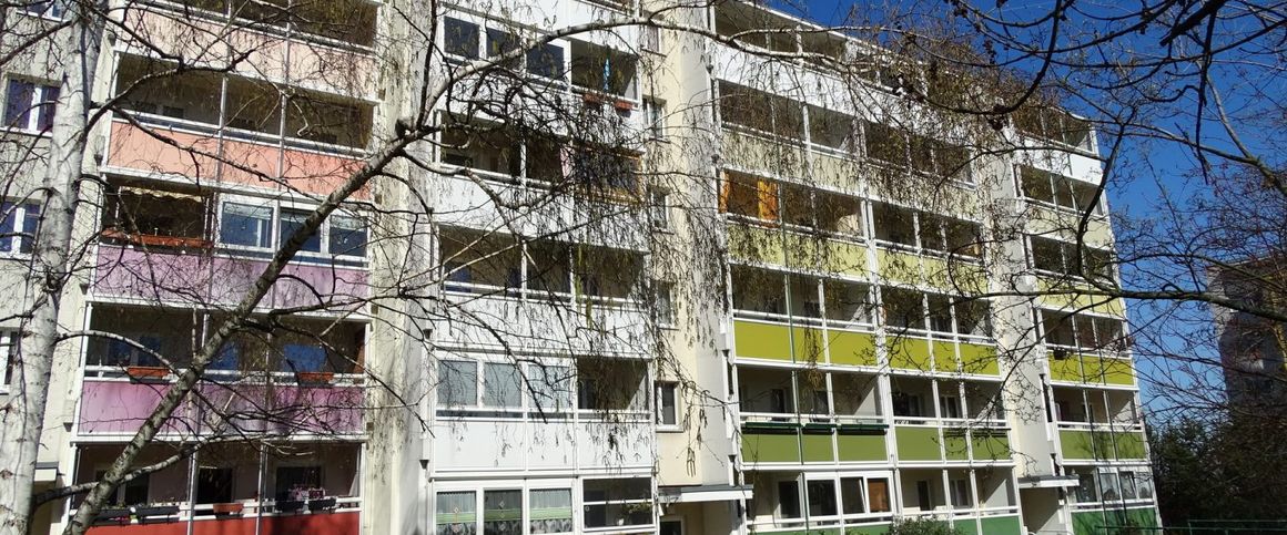 familiengerechte 4-Raum-Wohnung mit Balkon I ab sofort - Photo 1