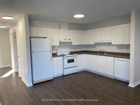 For Lease - 48 Cassandra Drive Unit# main level, Barrie, Ontario - Photo 4