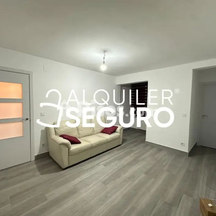 Piso en alquiler en Vicalvaro - Foto 1