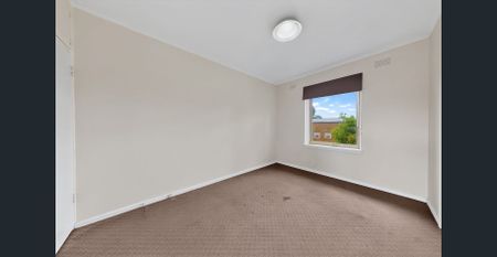 Private and Secure Apartment - Photo 3