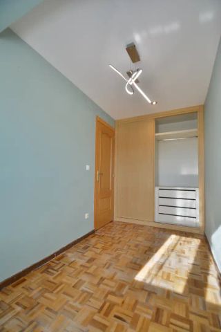 Piso de alquiler en Calle de Juan de Urbieta, Pacífico - Photo 5