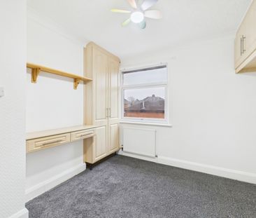 42 Avondale Street, Standish, Wigan, WN6 0LF - Photo 3