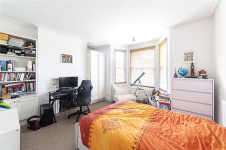 4 bedroom terraced house to rent - Photo 5