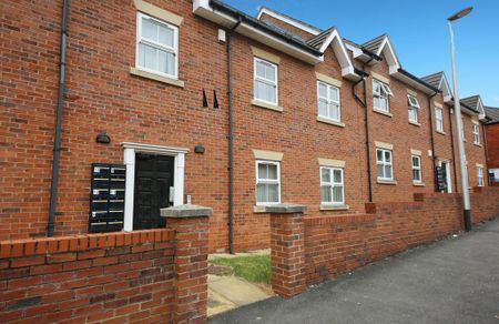 2 bedroom flat to rent - Photo 5
