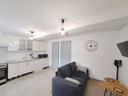 Location Appartement 2 pièces 31m² TROYES 10000 - Photo 2