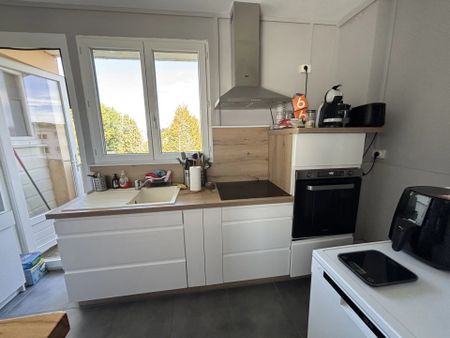 Location Appartement 4 pièces 53 m2 à Fresnoy-le-Grand - Photo 3