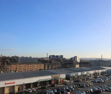 3 bedroom flat to rent - Photo 6