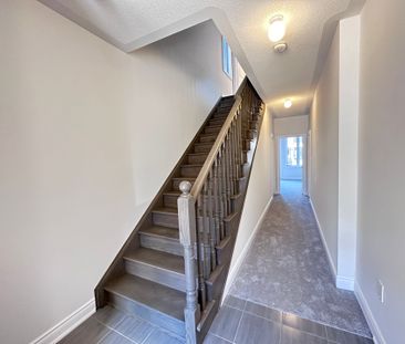 For Lease - 190 Tennant Circle, Vaughan, Ontario - Photo 1