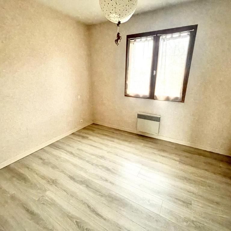 A LOUER APPARTEMENT T3 A SAINT CHELY D'APCHER - Photo 1