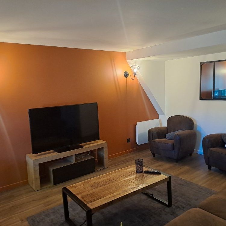 Location Maison 10 pièces 190m² ANGERS 49000 - Photo 1