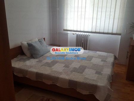 Inchiriere apartament 3 camere Obor - Fotografie 2