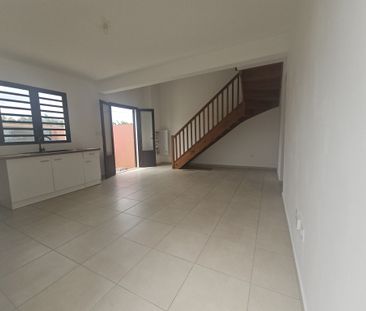 Location Maison 4 pièces 71m² ST ANDRE 97440 - Photo 6
