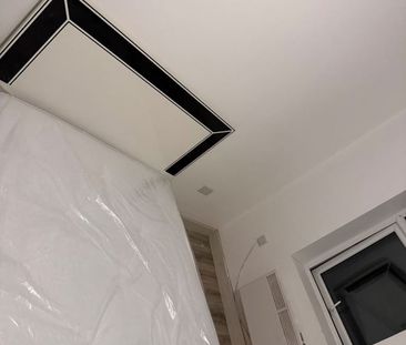 Studio Flat, Streatham High Road, SW16 - Photo 2