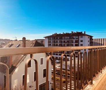 Type 3 rénové traversant dernier étage - Photo 4