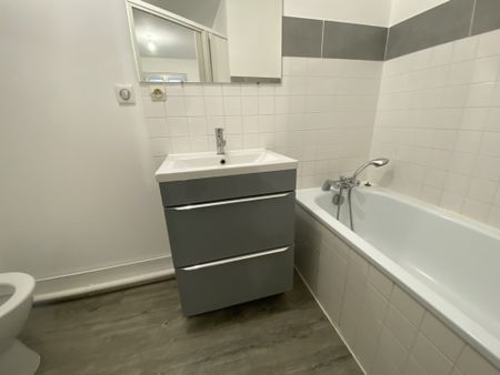 Location Appartement 2 pièces 23m² BOURGES 18000 - Photo 3