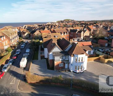 St Nicholas Place, Sheringham - Photo 3