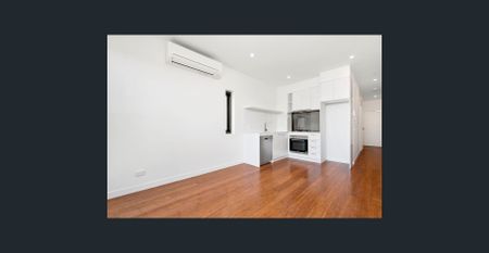 Easy Living 1 Bedroom Apartment on Higher Level! - Photo 3