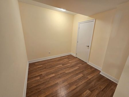 For Lease - 585 McGregor Farm Trail Unit# Bsmt, Newmarket, Ontario - Photo 2