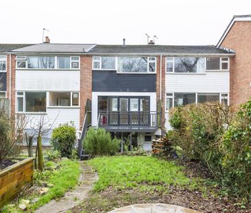 4 bedroom terraced house to rent - Photo 4