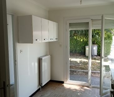 Location Maison 4 pièces 98m² - Photo 3