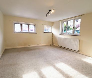 3 bedroom apartment to rent - Photo 1