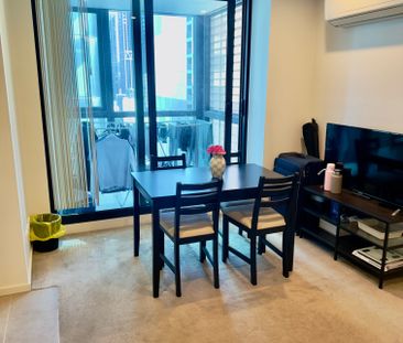 Melbourne CBD - Photo 2