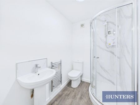 1 bedroom Flat To Let - Photo 5