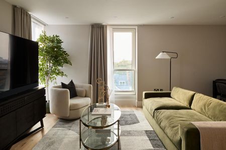 3 bedroom flat to rent - Photo 3