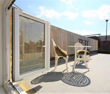 2 bedroom flat to rent - Photo 4