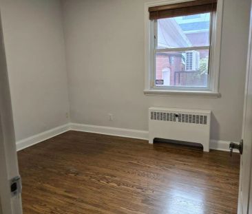 206 KING STREET N - Photo 4