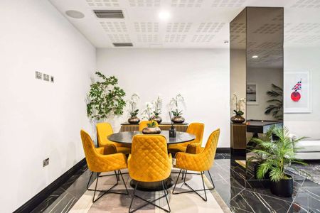 A stunning duplex apartment situated in the world class Charters Estate - Photo 4