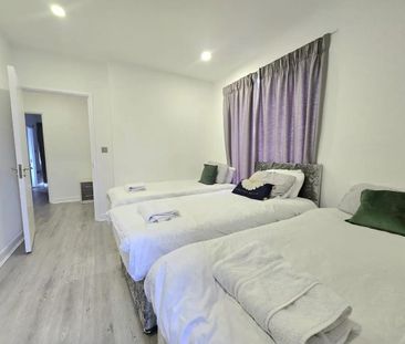 Butchers Road, London - Photo 5