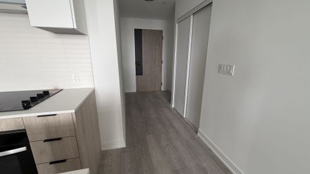 For Lease - 1007 THE QUEENSWAY Avenue Unit# 1607, Toronto, Ontario - Photo 4