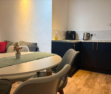 Room in a Shared House, Windsor Road, L13 - Photo 3