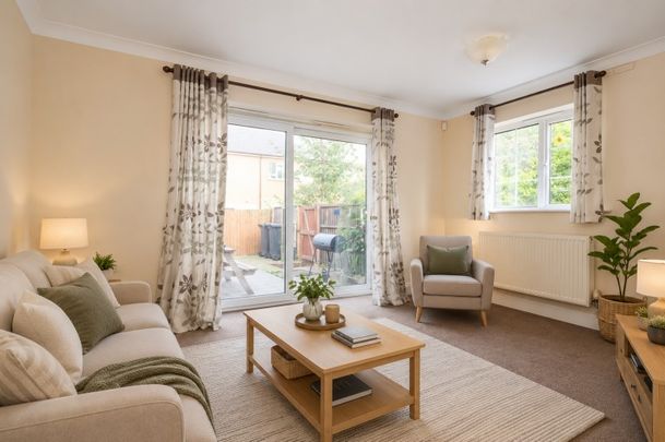 Vale Farm Road, Woking - Photo 1