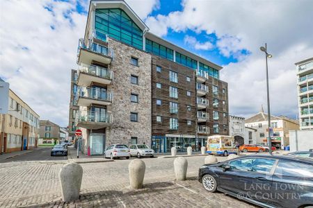 2 bedroom apartment to rent - Photo 4