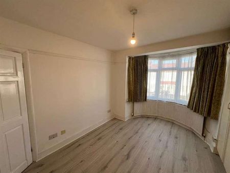 Morley Avenue, London, N18 - Photo 2